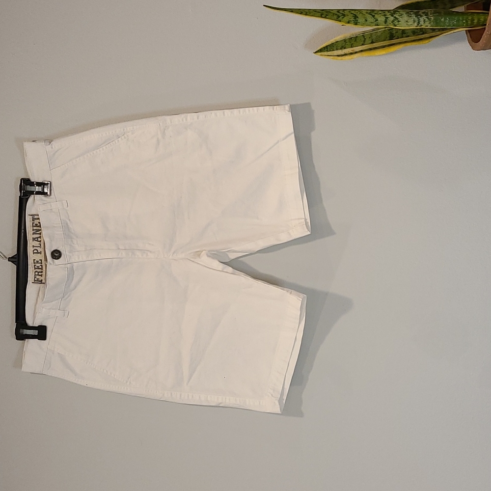 Men's White Shorts🤍